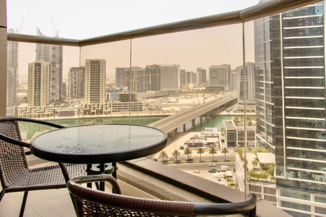 Aws Homes - Luxurious High Floor Studio With Breathtaking View Dubai Dış mekan fotoğraf